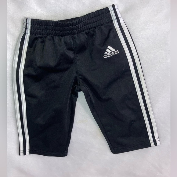 Adidas infant track suit - Picture 3 of 4